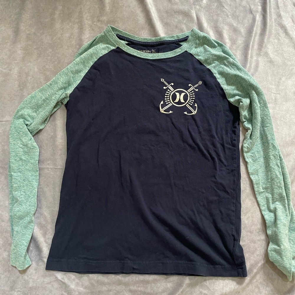 Hurley Black and Green Raglan Shirt